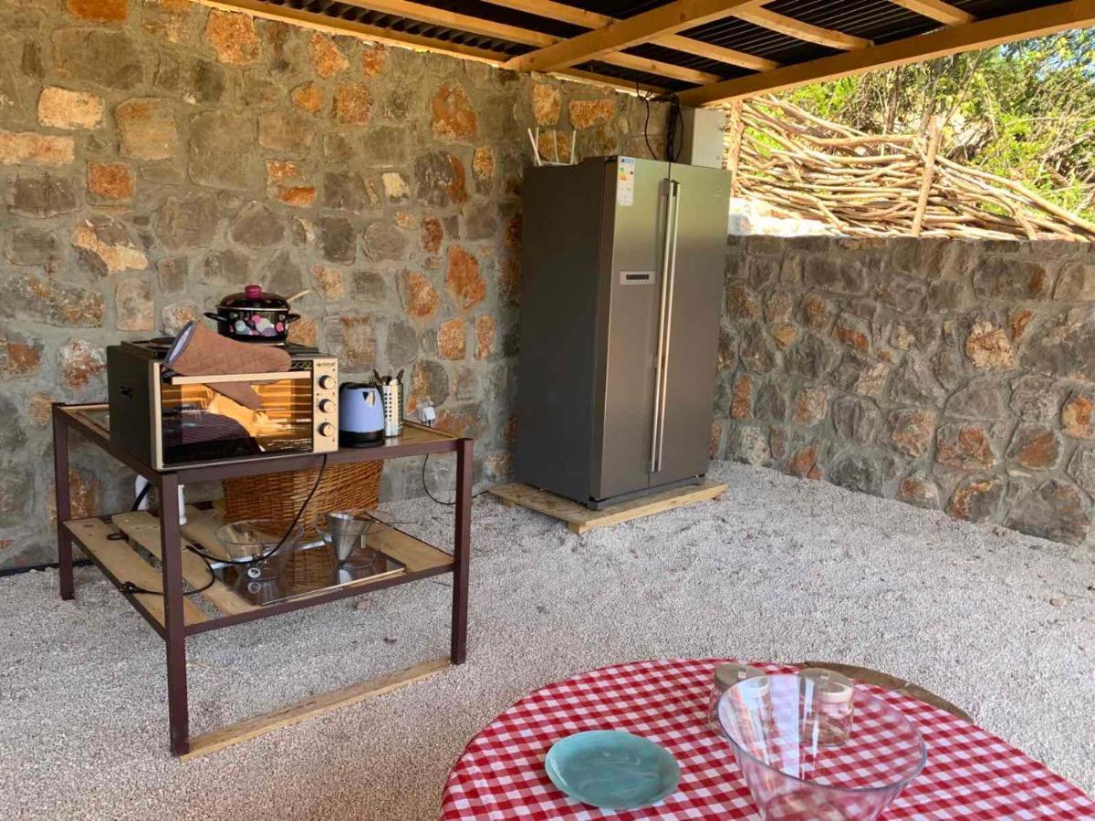 Hotel Bigova Glamping Kotor Exterior foto